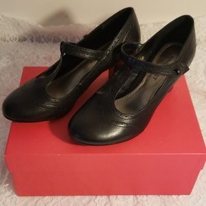 Black, Mary Jane's, Nine west, 7 1/2 M